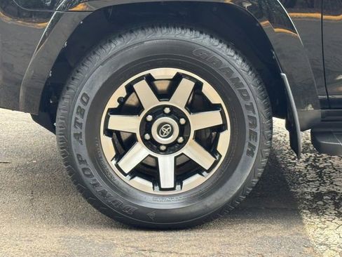 Used 2019 Toyota 4Runner TRD Off-Road Premium image 7