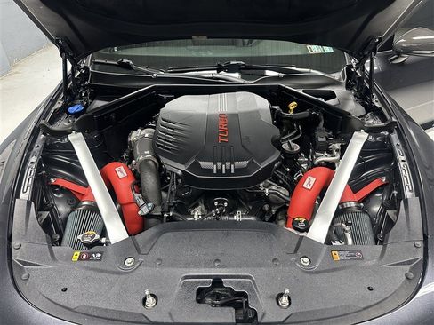 Used 2021 Kia Stinger GT1 AWD/4WD image 19