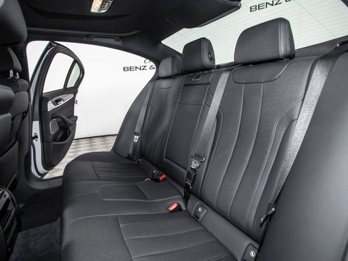 Used 2023 BMW 530i w/ Premium Package RWD image 14