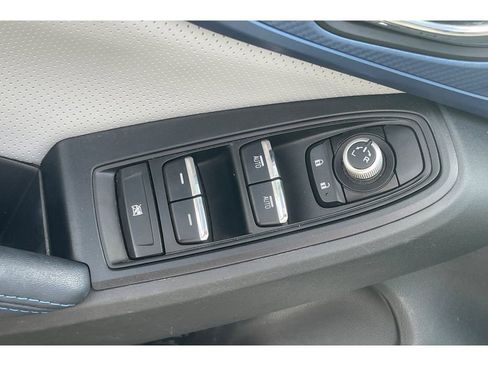 Used 2021 Subaru Crosstrek Hybrid w/ Moonroof Package w/Navigation image 12