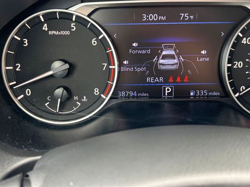 Used 2025 Nissan Altima 2.5 SV image 40