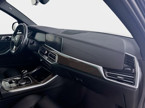 Used 2022 BMW X5 xDrive40i w/ Premium Package image 39