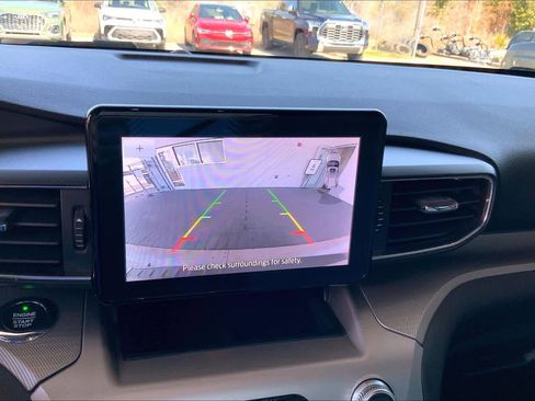 Used 2021 Ford Explorer XLT w/ Equipment Group 202A image 54