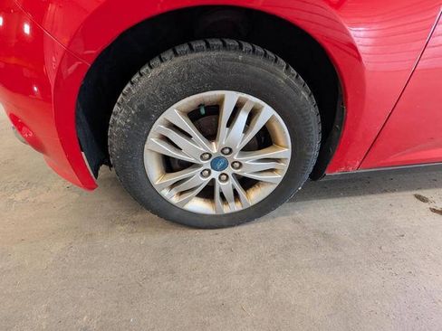 Used 2012 Ford Focus SEL FWD image 10