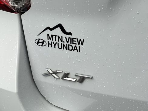 Used 2020 Ford Explorer XLT image 27
