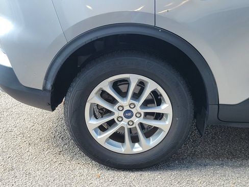 Used 2021 Ford Escape SE FWD image 7