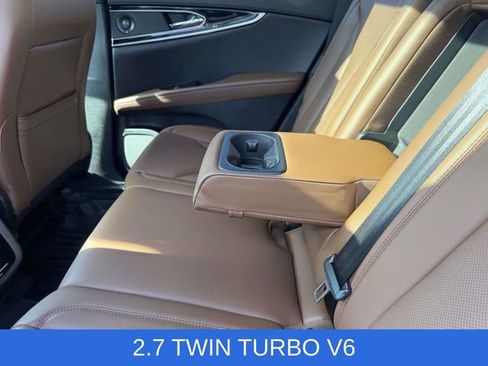 Certified 2023 Lincoln Nautilus Reserve w/ Luxury Package AWD/4WD image 16