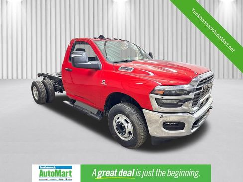 New 2026 RAM 3500 Tradesman w/ Chrome Appearance Group A AWD/4WD image 1