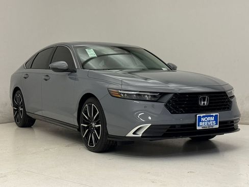 New 2026 Honda Accord Touring image 4