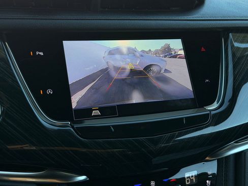 Certified 2023 Cadillac XT6 Premium Luxury image 27