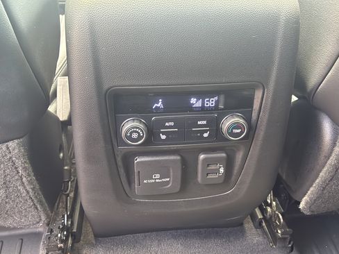 Used 2020 Buick Enclave Avenir w/ Avenir Technology Package FWD image 26