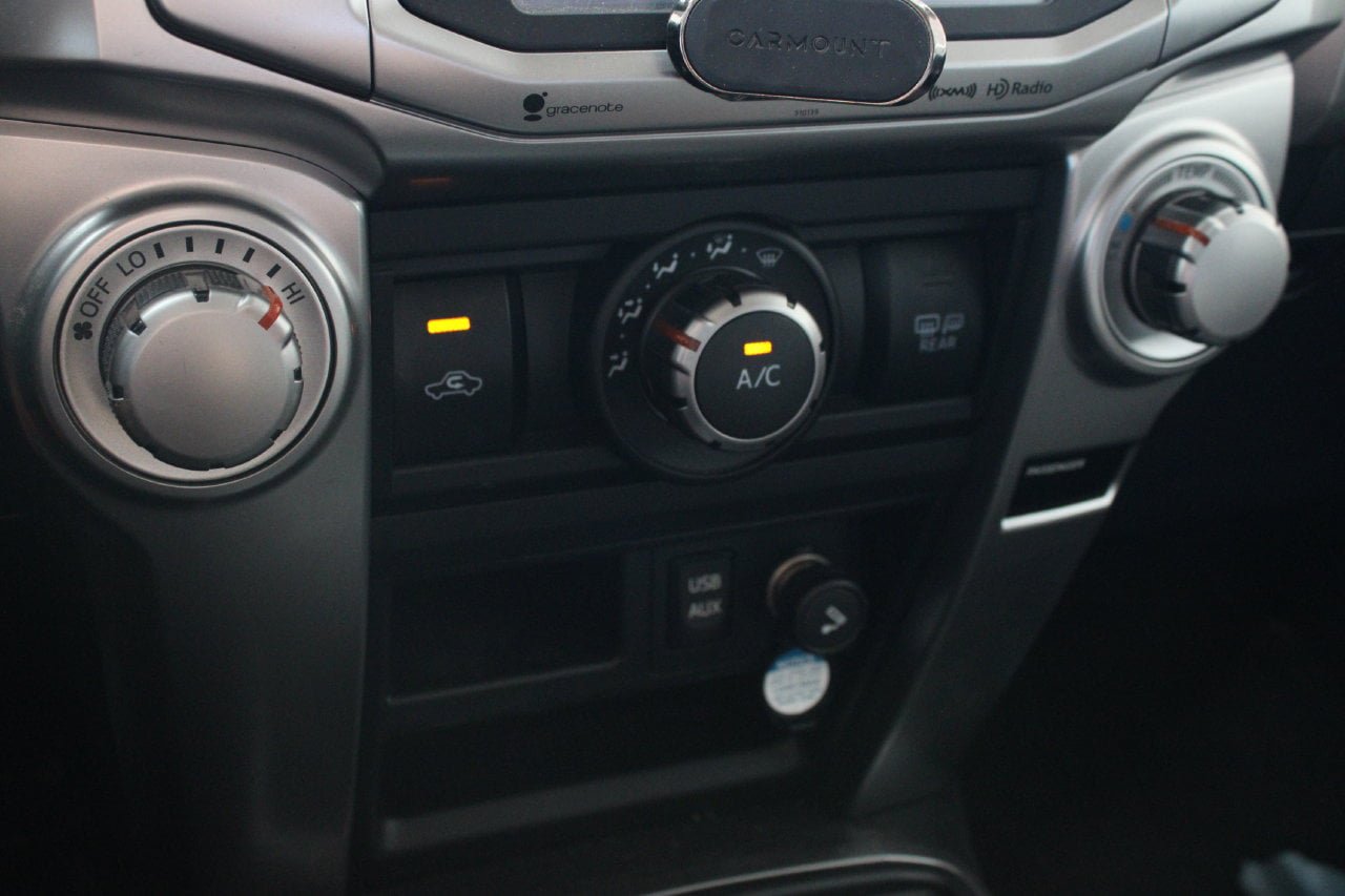 Used 2018 Toyota 4Runner SR5 RWD image 16