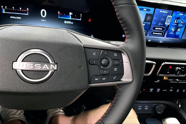 New 2027 Nissan Sentra SR FWD image 25