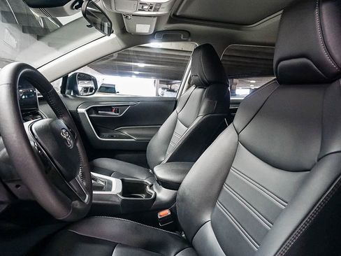 Certified 2025 Toyota RAV4 XLE Premium AWD/4WD image 20
