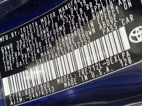 Used 2020 Toyota Corolla LE w/ Carpet Mat Package (TMS) image 24