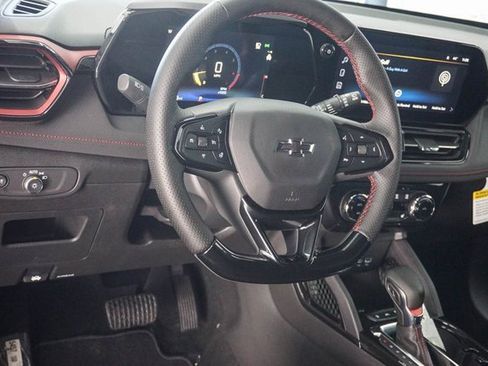 New 2025 Chevrolet TrailBlazer RS w/ Convenience Package image 6