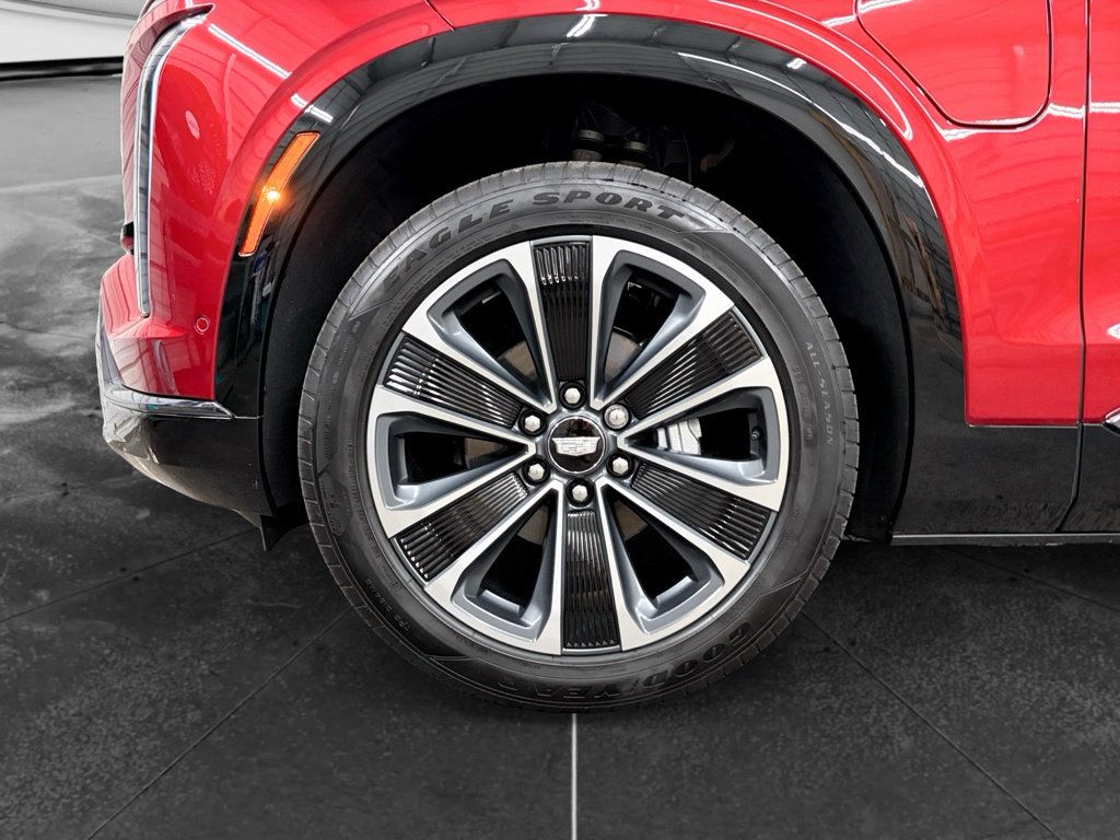 Used 2026 Cadillac Vistiq Sport AWD/4WD image 30