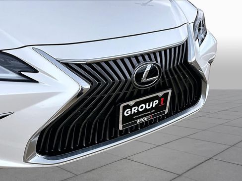Used 2020 Lexus ES 350 w/ Premium Package FWD image 30