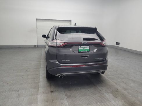 Used 2017 Ford Edge Titanium w/ Technology Package image 6