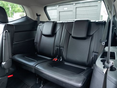 Used 2019 Volkswagen Atlas SE AWD/4WD image 19