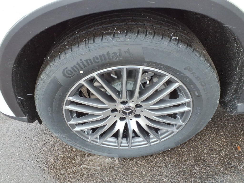 Used 2026 Mercedes-Benz GLC 300 4MATIC image 10