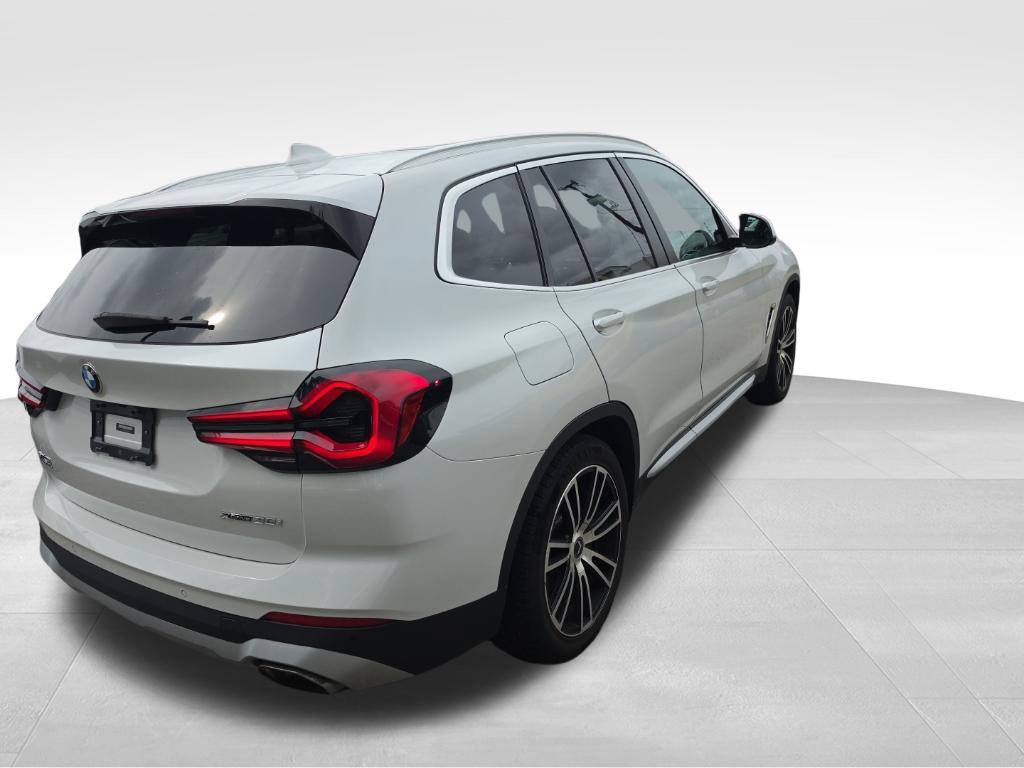 Used 2022 BMW X3 xDrive30i w/ Premium Package 2 AWD/4WD image 4