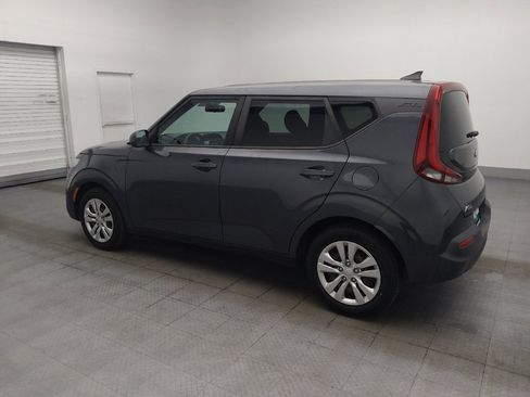 Used 2021 Kia Soul LX FWD image 3