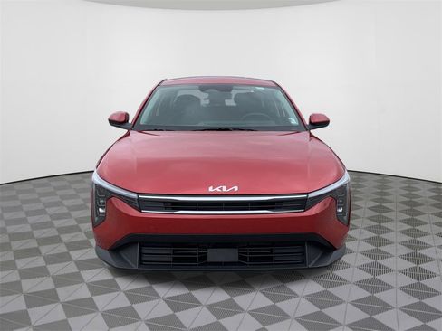 Used 2025 Kia K4 LXS image 3