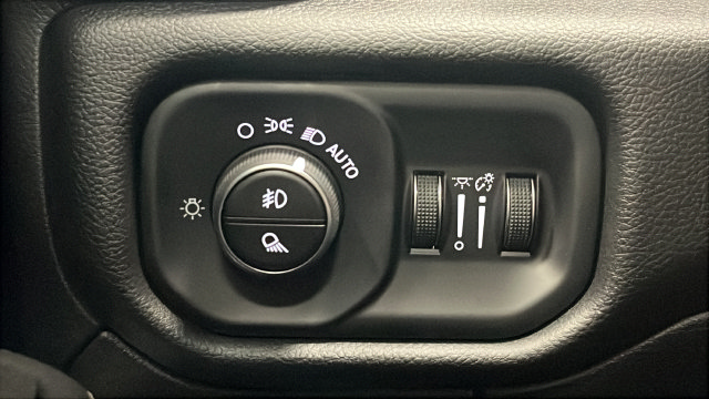 Used 2026 RAM 1500 Laramie w/ Night Edition AWD/4WD image 33