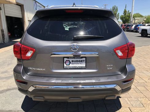 Used 2019 Nissan Pathfinder SV AWD/4WD image 3
