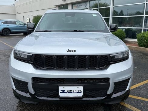 Used 2021 Jeep Grand Cherokee L Laredo AWD/4WD image 9
