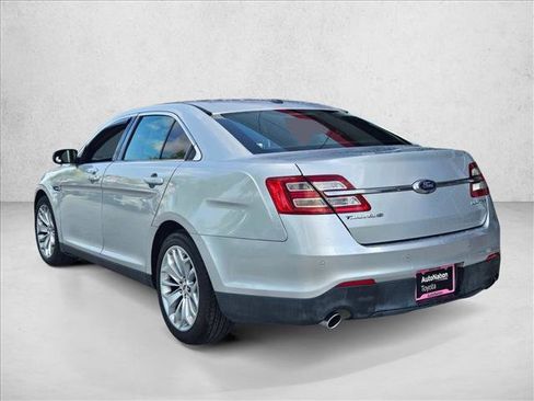 Used 2017 Ford Taurus Limited FWD image 7
