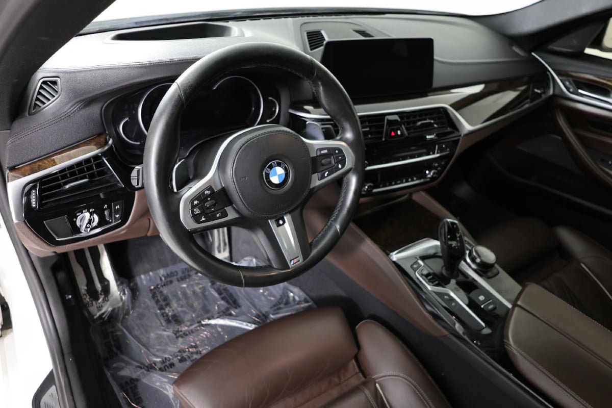 Used 2018 BMW M550i xDrive AWD/4WD image 21