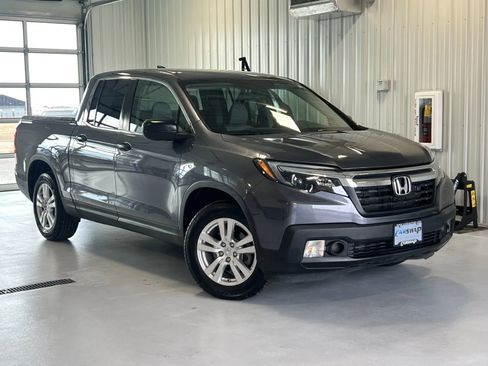 Used 2018 Honda Ridgeline RT image 1