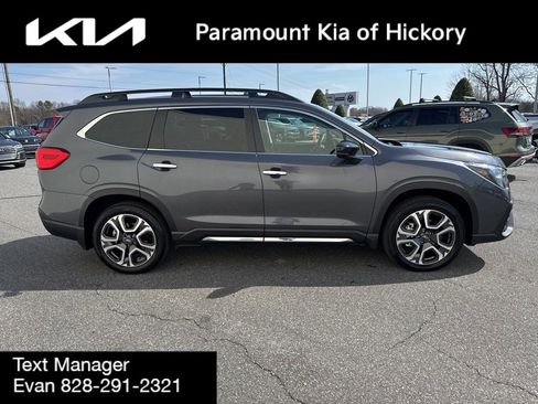 Used 2025 Subaru Ascent Touring w/ Popular Package #2 AWD/4WD image 8