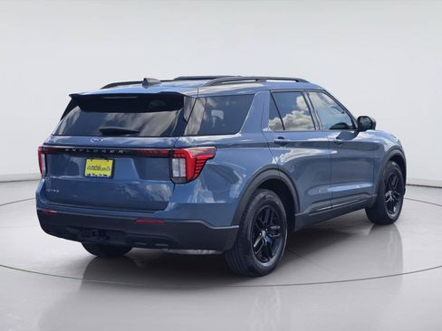Used 2026 Ford Explorer Active RWD image 8