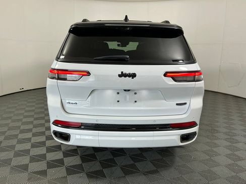 Used 2025 Jeep Grand Cherokee L Summit AWD/4WD image 6