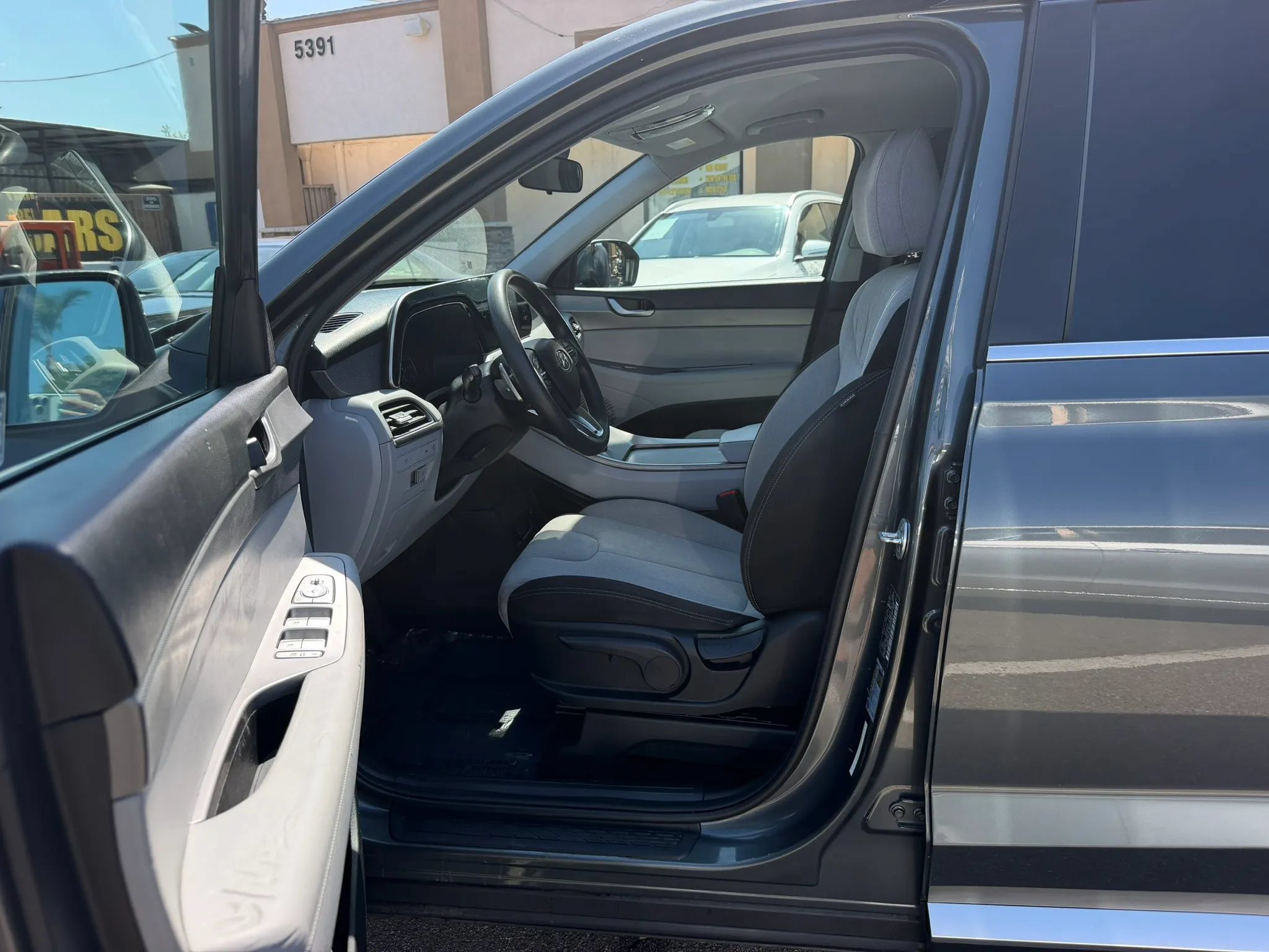 Used 2021 Hyundai Palisade SE FWD image 9