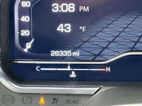 Used 2025 GMC Sierra 2500 AT4 image 13