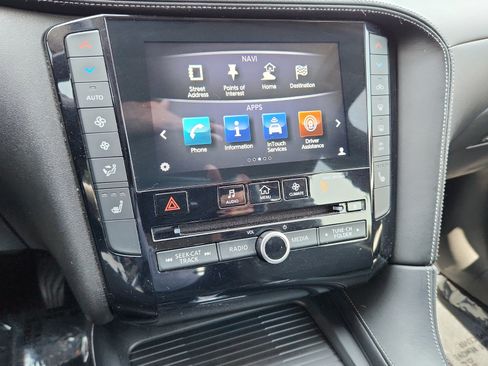 Used 2019 INFINITI QX50 Essential w/ Premium Heat Package AWD/4WD image 12