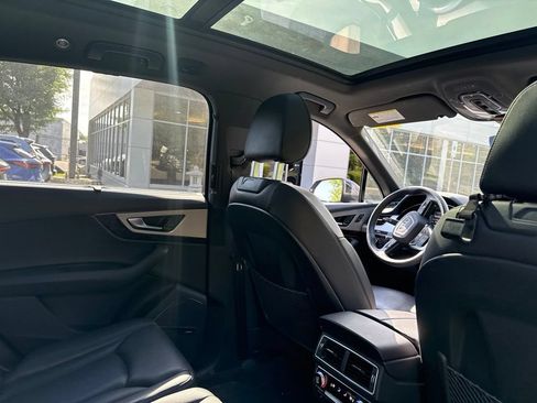 Used 2019 Audi Q7 2.0T Premium Plus AWD/4WD image 9