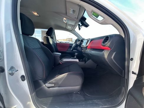 Used 2023 Toyota Tacoma SR5 image 31