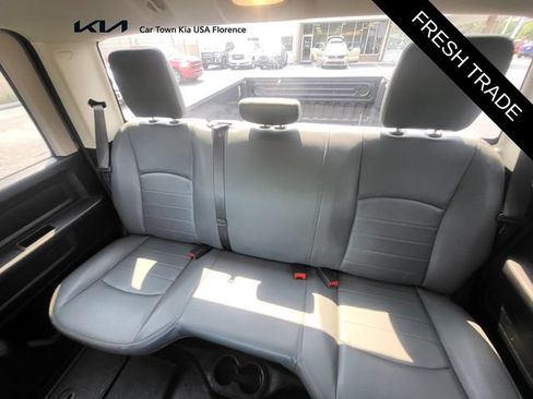 Used 2018 RAM 2500 Tradesman w/ Chrome Appearance Group RWD image 12