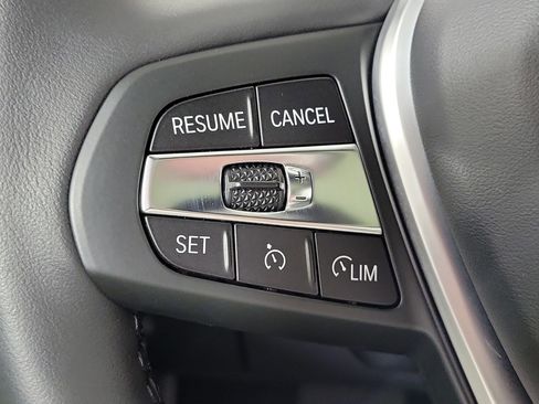 Used 2019 BMW 330i xDrive Sedan w/ Convenience Package image 13