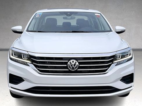 Used 2022 Volkswagen Passat 2.0T SE image 3