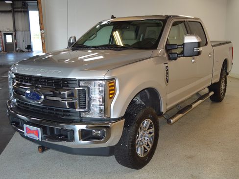 Used 2019 Ford F250 Lariat w/ Tow Technology Bundle AWD/4WD image 7
