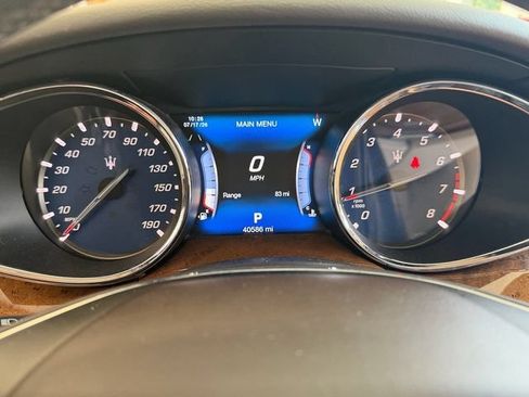 Used 2017 Maserati Quattroporte S RWD image 20