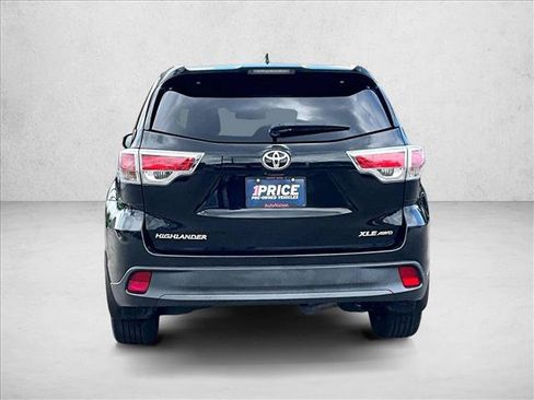 Used 2016 Toyota Highlander XLE AWD/4WD image 4
