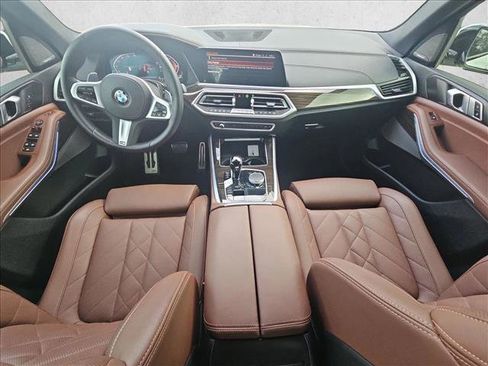 Used 2023 BMW X5 sDrive40i w/ M Sport Package image 17