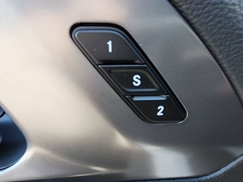 New 2026 Chrysler Pacifica Select FWD image 33